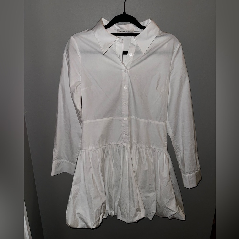 White long sleeve Bottom puffer dress